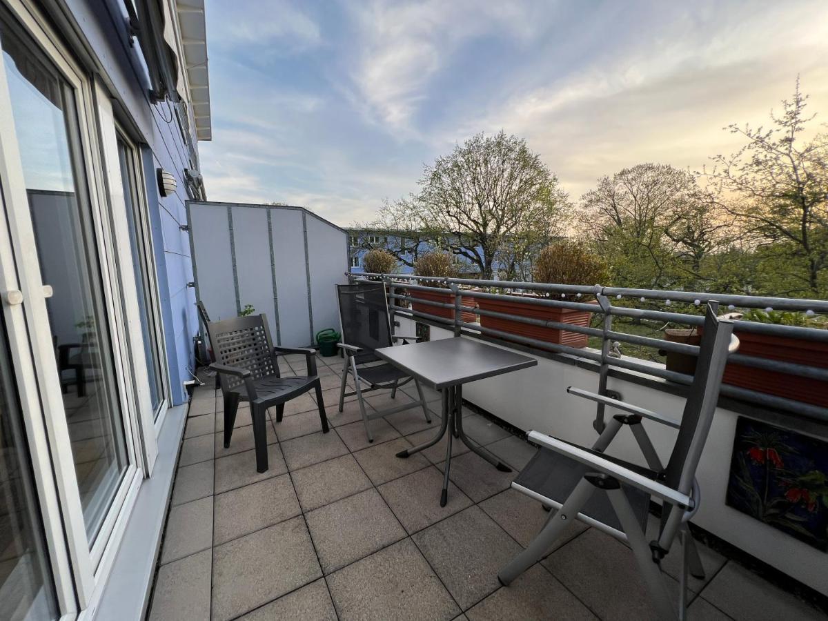 Maisonette Penthouse Fuer 8 Personen By Rabe - Free Netflix & Kostenloser Parkplatz & Grosse Terrasse Karlsruhe Ngoại thất bức ảnh